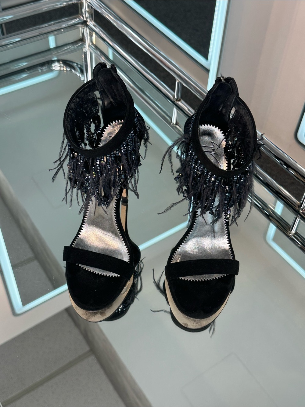 Giuseppe Zanotti Beau Feather Fringe Sandal - Picture 3 of 12